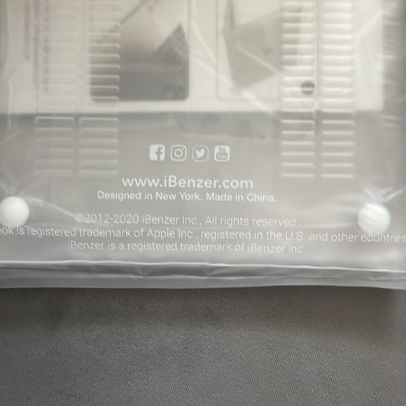 Mac Book case - Picture 4 of 5